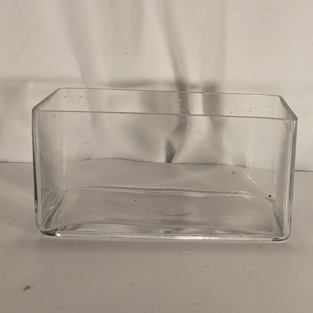Rectangular Vase - Picture 1 of 4